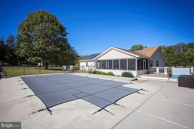 $575,000 | 25749 Herring Lane, Denton, MD 21629