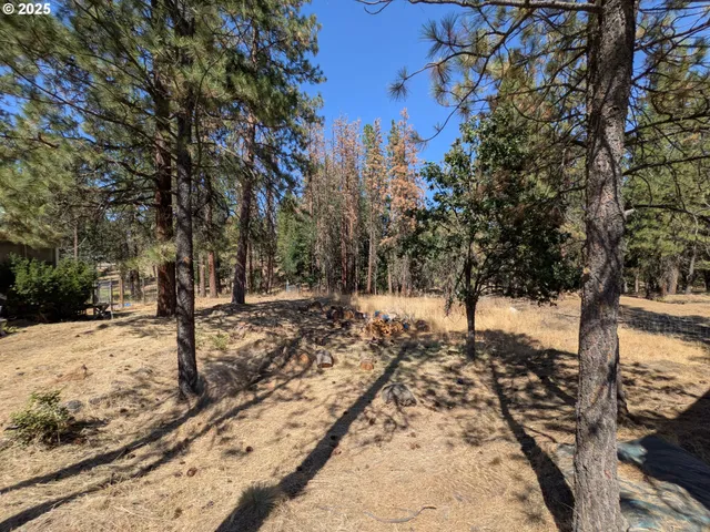 $285,000 | 266 South Dea Road, Tygh Valley, OR 97063