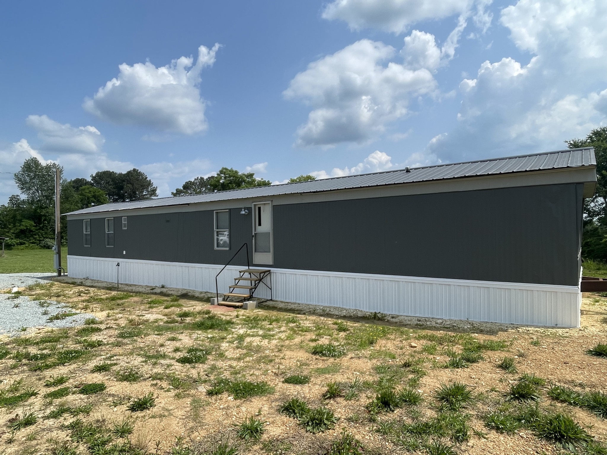 1233 Scenic Road Lawrenceburg, TN 38464 - Photo 2 of 24 Gallery Image 2