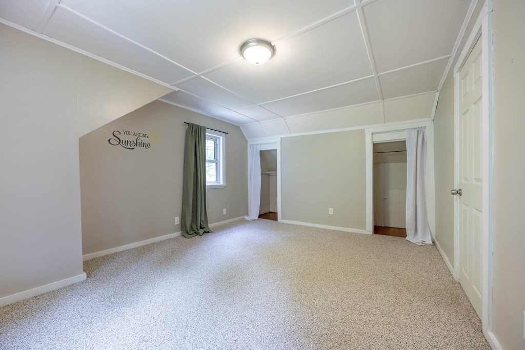 98 Newton Road Plaistow, NH 03865 - Photo 17 of 27 Gallery Image 17