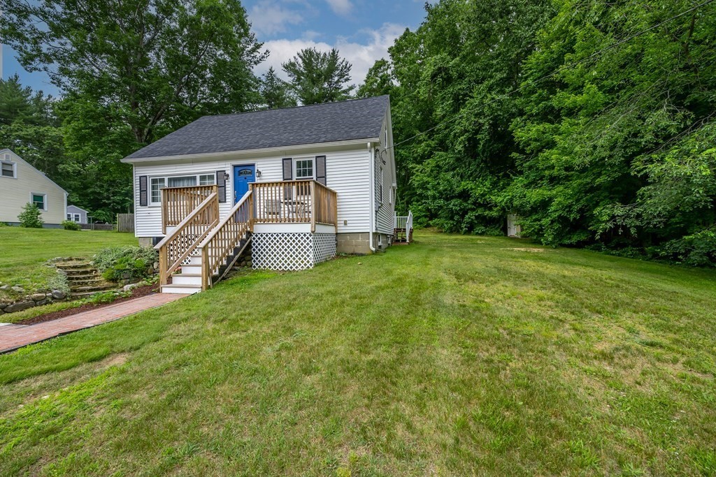 98 Newton Road Plaistow, NH 03865 - Photo 2 of 27 Gallery Image 2