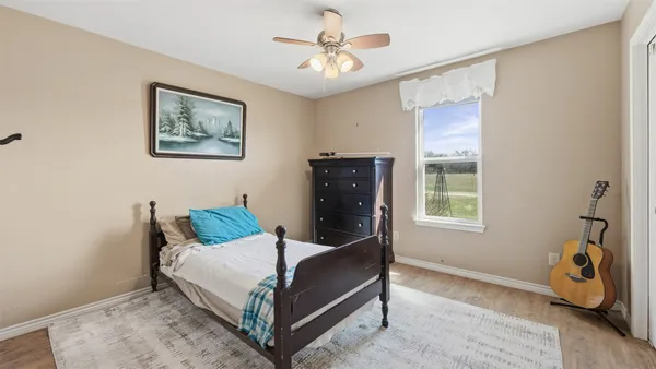 $647,500 | 1102 Fairview Drive, Rockdale, TX 76567