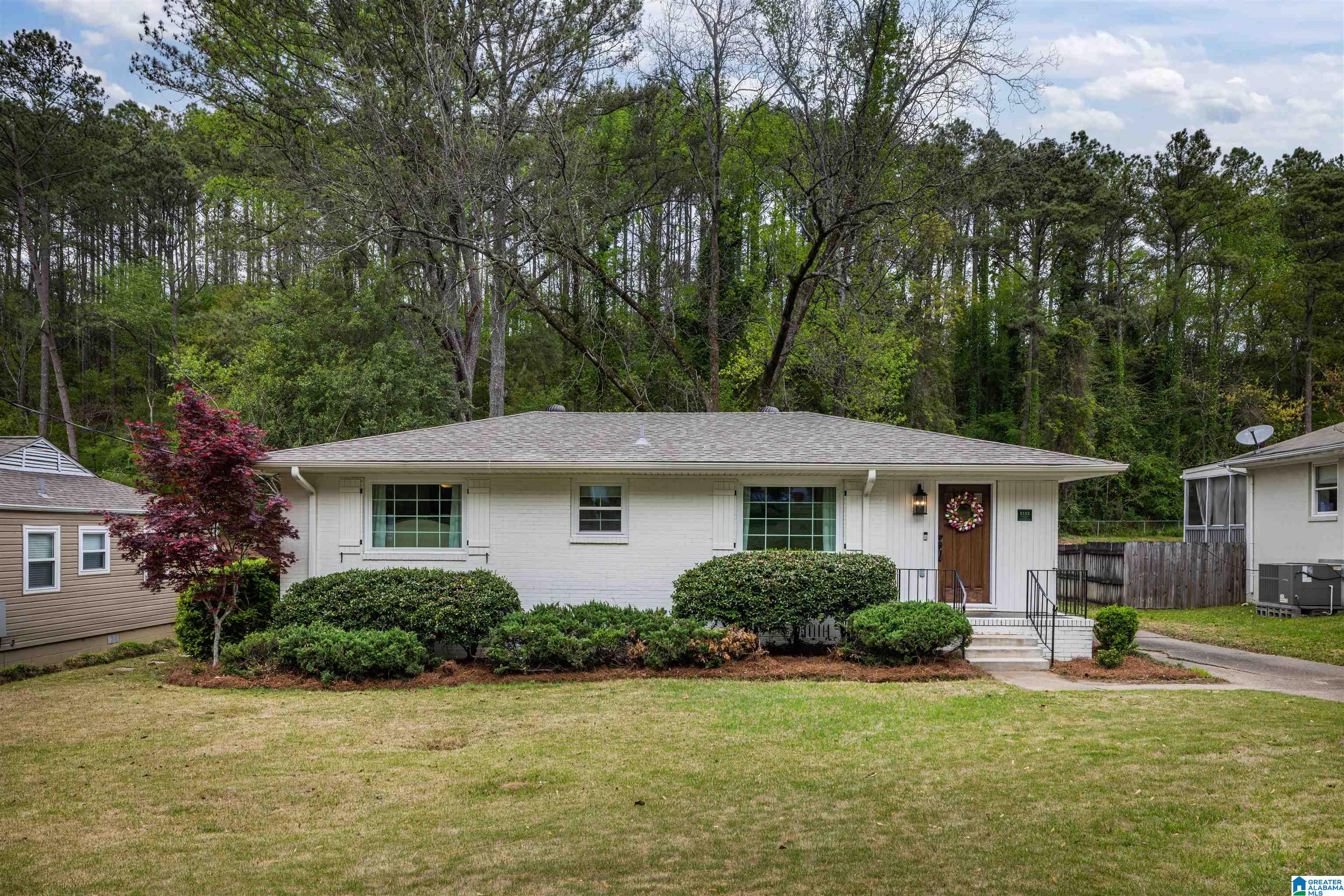 1512 Cresthill Road Birmingham, AL 35213 - Photo 1 of 38