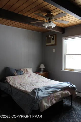 $218,000 | 167 Dorchester Drive, Bushkill, PA 18324