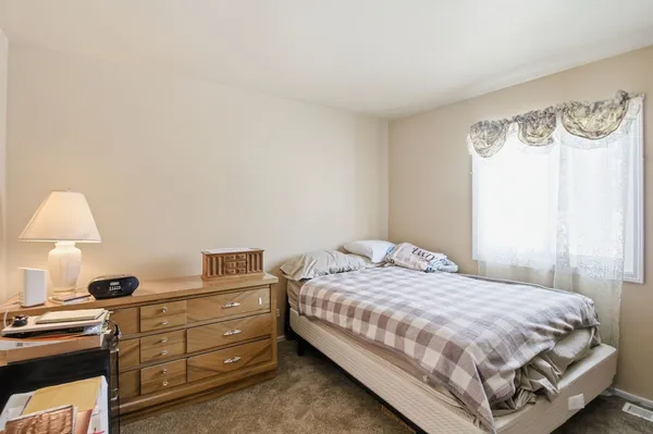 $292,000 | 7907 West Kingston Drive, Frankfort, IL 60423