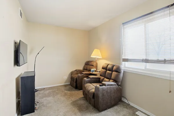 $292,000 | 7907 West Kingston Drive, Frankfort, IL 60423