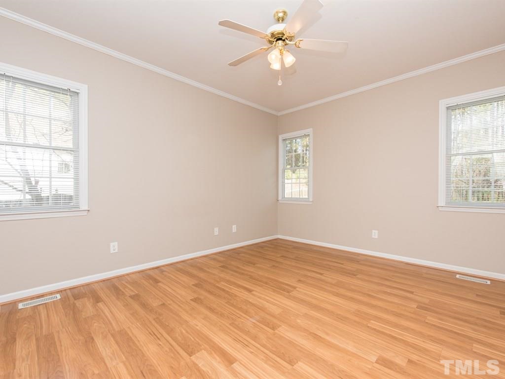 819 Shackleton Road Apex, NC 27502 - Photo 11 of 25 Gallery Image 11