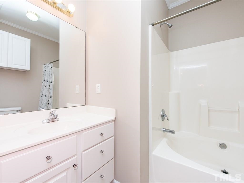 819 Shackleton Road Apex, NC 27502 - Photo 13 of 25 Gallery Image 13
