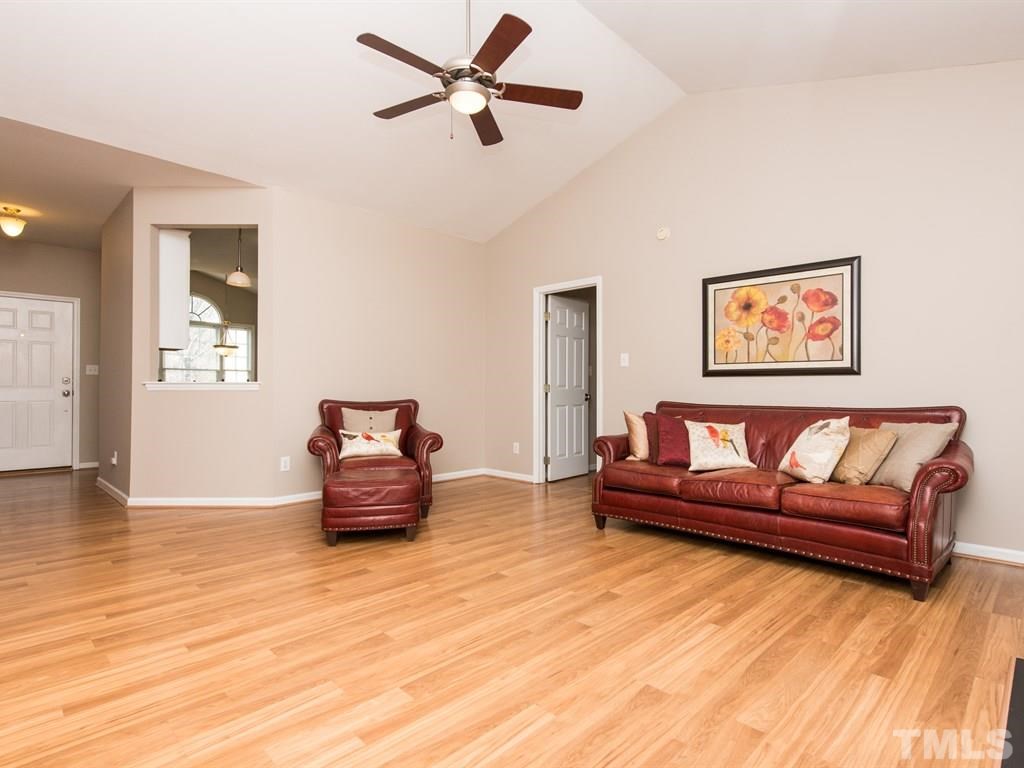 819 Shackleton Road Apex, NC 27502 - Photo 9 of 25 Gallery Image 9