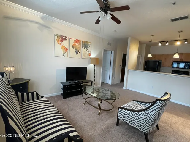 $1,300 | 8290 Gate Parkway West, Unit 1005, Jacksonville, FL 32216