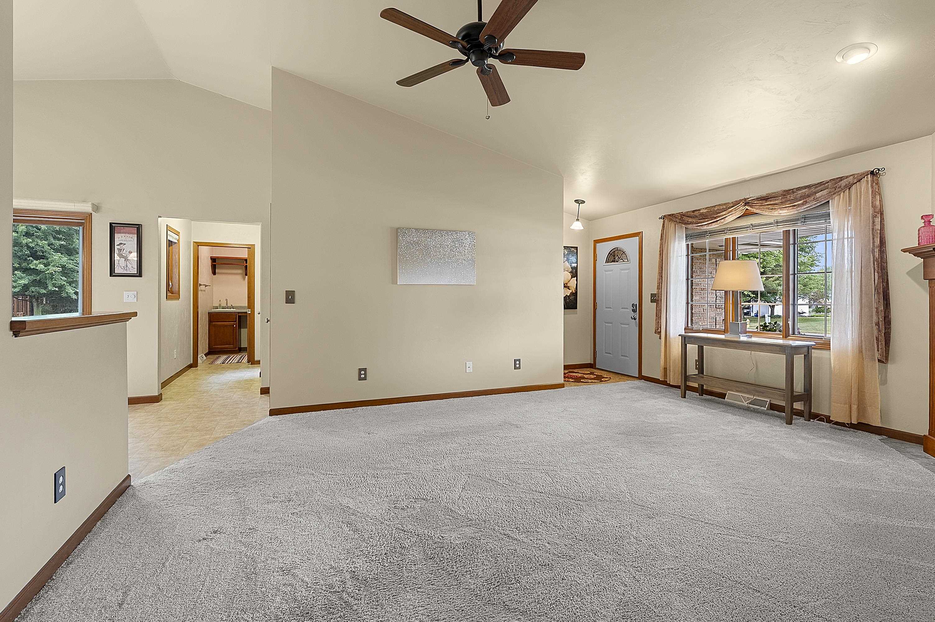 3162 Essen Road Green Bay, WI 54311 - Photo 11 of 58 Gallery Image 11