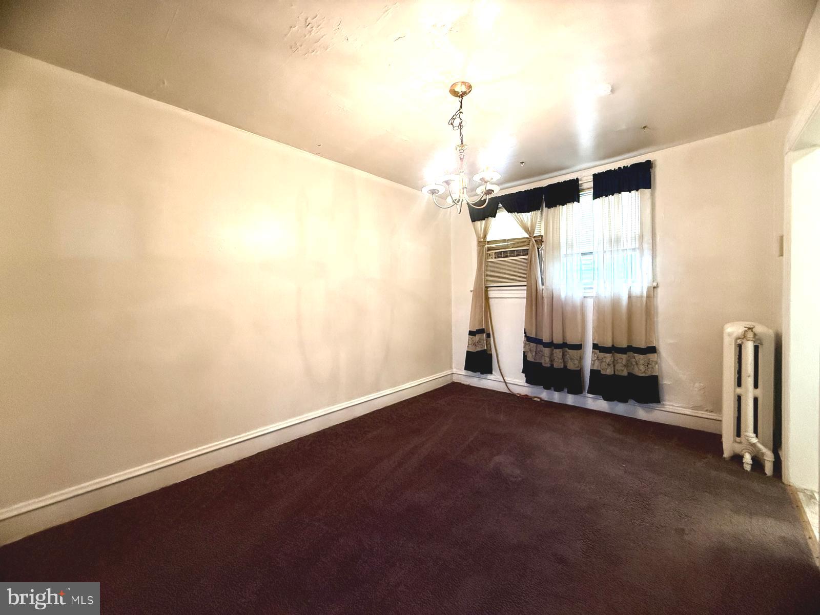 549 Littlecroft Road Upper Darby, PA 19082 - Photo 8 of 26 Dining Room