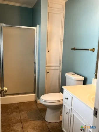 $1,800 | 1302 South Mesquite Avenue, New Braunfels, TX 78130