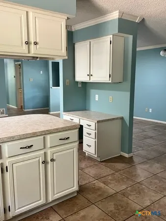 $1,800 | 1302 South Mesquite Avenue, New Braunfels, TX 78130