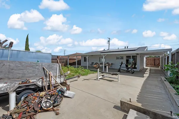 $450,000 | 19 Wharf Drive, Pittsburg, CA 94565