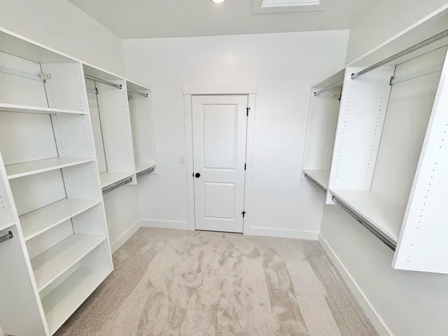 $714,900 | 8047 Erie Drive Southwest, Byron Center, MI 49315