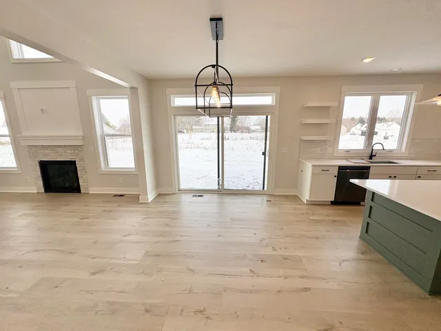 $714,900 | 8047 Erie Drive Southwest, Byron Center, MI 49315