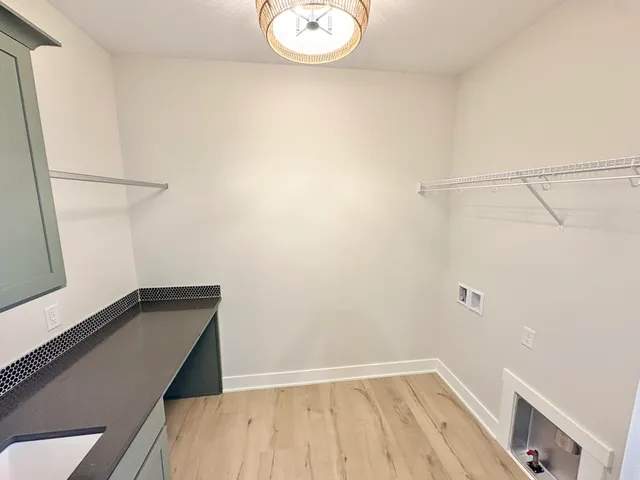 $714,900 | 8047 Erie Drive Southwest, Byron Center, MI 49315