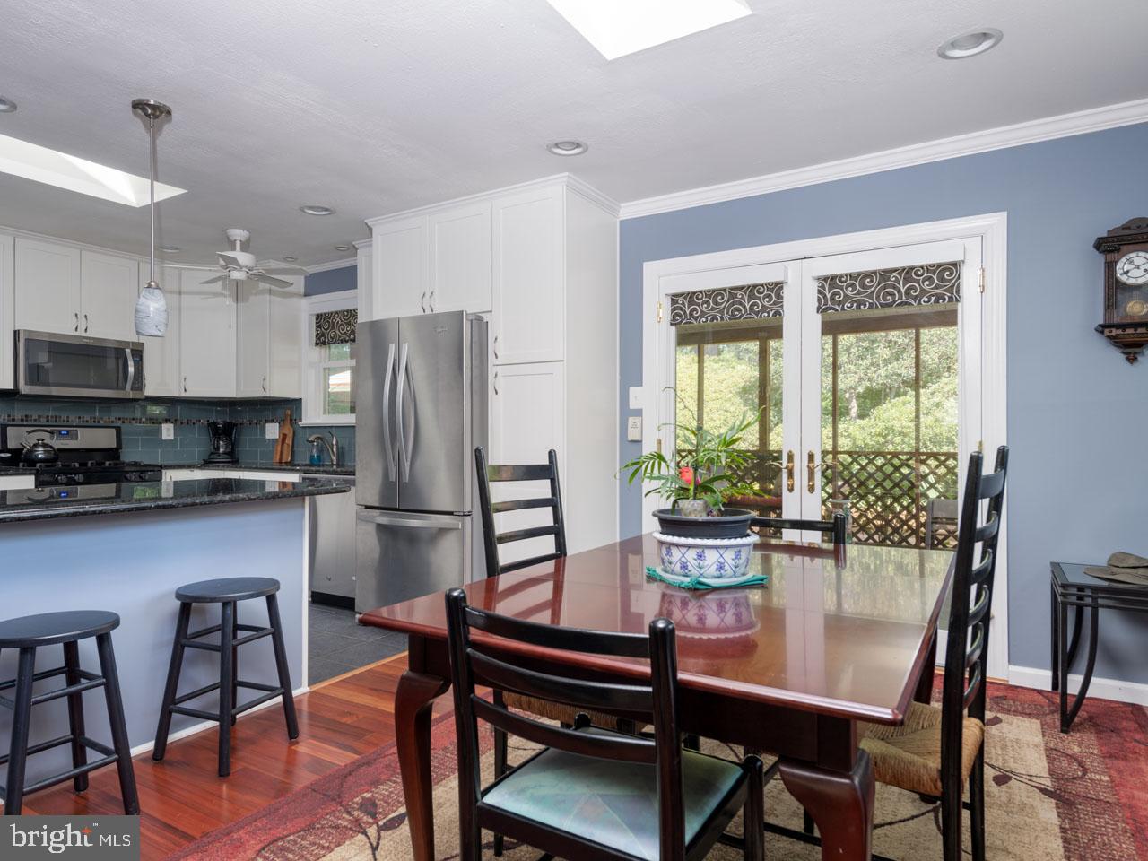 5223 Ravensworth Road Springfield, VA 22151 - Photo 8 of 31 Dining Room