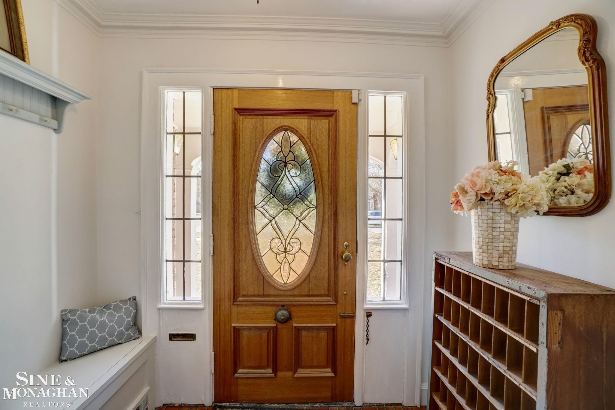606 Pemberton Road Grosse Pointe, MI 48230 - Photo 2 of 99 50142204-2E300DA4-1258-4845-B7ED-D154D54A465F.JPG