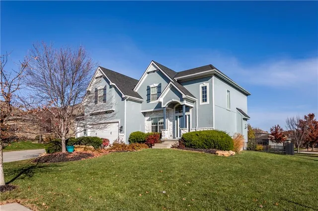 $739,000 | 18732 West 99th Street, Lenexa, KS 66220