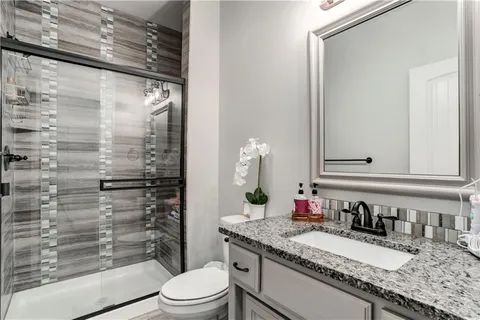 $739,000 | 18732 West 99th Street, Lenexa, KS 66220