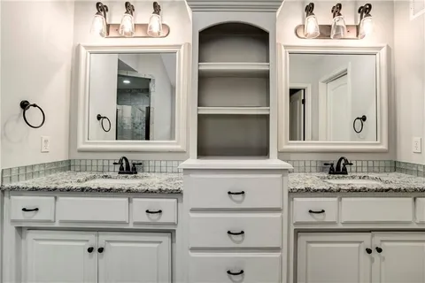 $739,000 | 18732 West 99th Street, Lenexa, KS 66220