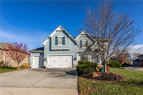 $739,000 | 18732 West 99th Street, Lenexa, KS 66220