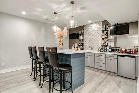 $739,000 | 18732 West 99th Street, Lenexa, KS 66220