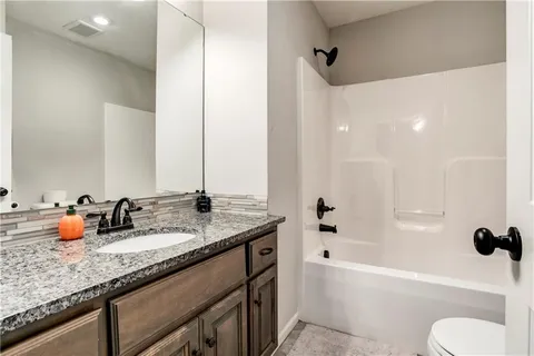 $739,000 | 18732 West 99th Street, Lenexa, KS 66220