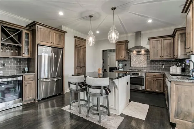 $739,000 | 18732 West 99th Street, Lenexa, KS 66220