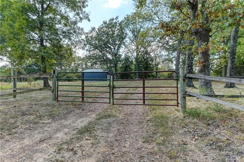 7425 Southwest 101 Road Osceola, MO 64776 - Photo 3 of 38 Gallery Image 3