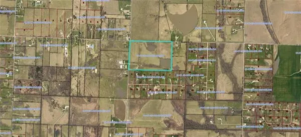 $700,000 | 19615 South State Route, Peculiar, MO 64078