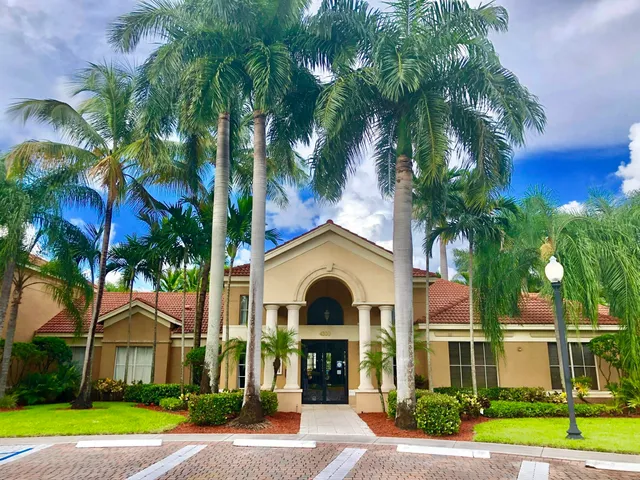 $1,750 | 4241 San Marino Boulevard, Unit 306, West Palm Beach, FL 33409