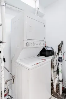 $399,000 | 1855 North Damen Avenue, Unit G, Chicago, IL 60622