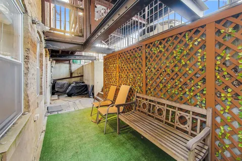 $399,000 | 1855 North Damen Avenue, Unit G, Chicago, IL 60622