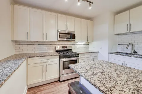 $399,000 | 1855 North Damen Avenue, Unit G, Chicago, IL 60622