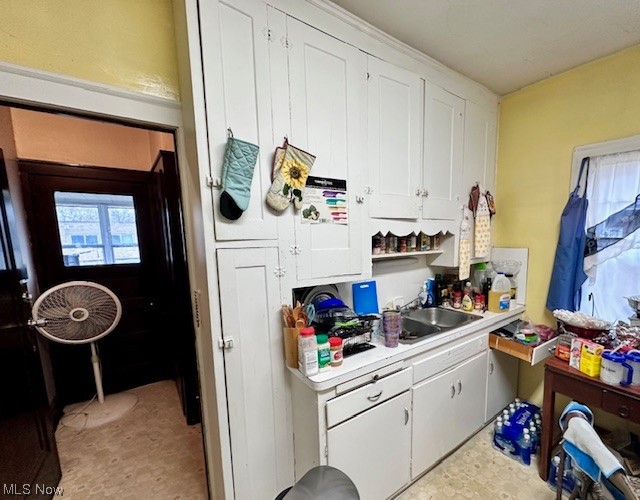 801 Hoover Road Cleveland, OH 44119 - Photo 4 of 24 Gallery Image 4