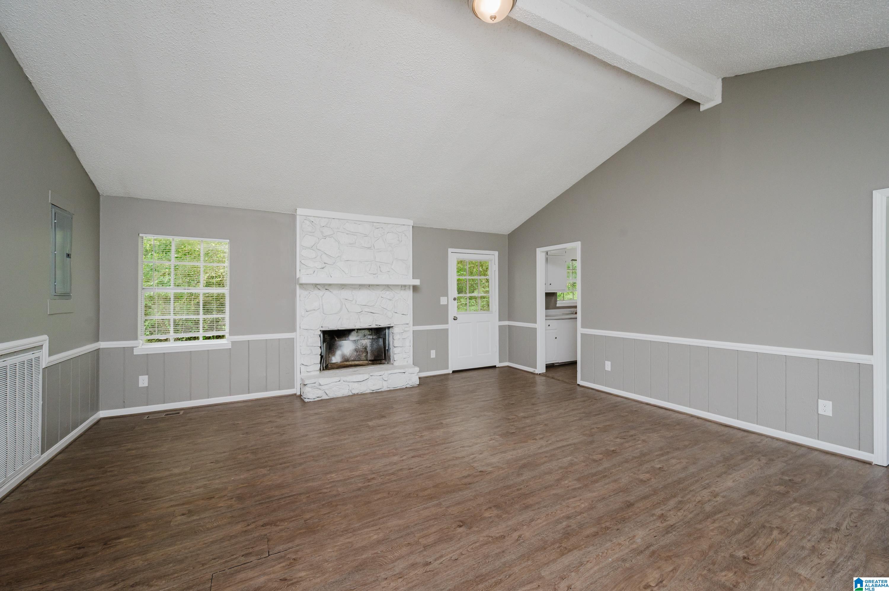 101 Shady Lane Alabaster, AL 35007 - Photo 8 of 37