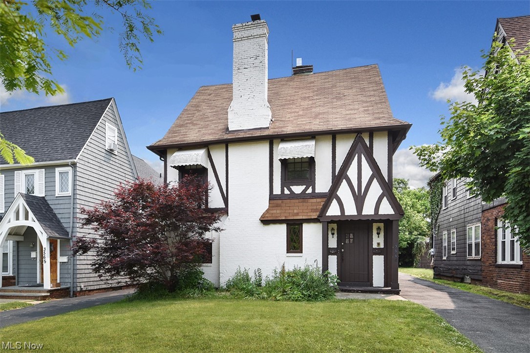 3569 Daleford Road Cleveland, OH 44120 - Photo 1 of 30 Gallery Image 1