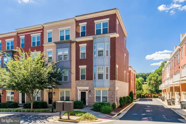 $1,100,000 | 11695 Sunrise Square Place, Reston, VA 20191