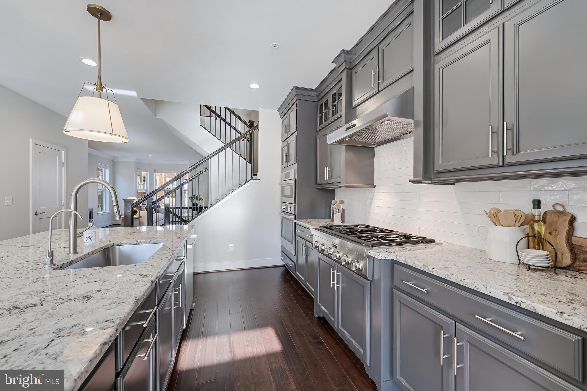 11695 Sunrise Square Place Reston, VA 20191 - Photo 32 of 72