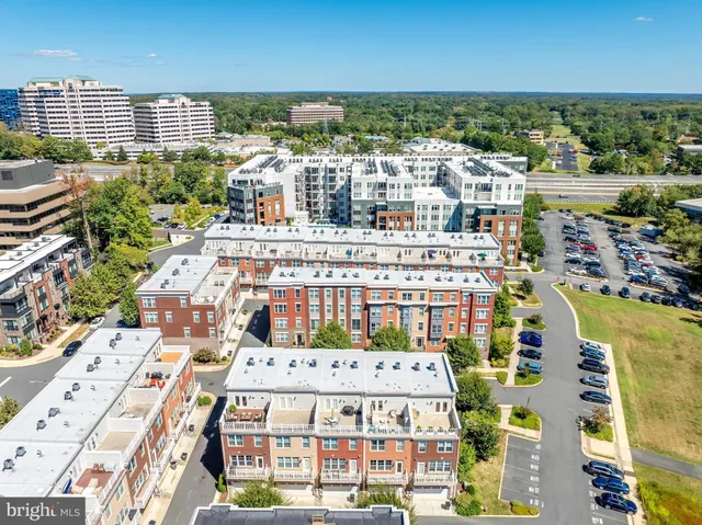 $1,100,000 | 11695 Sunrise Square Place, Reston, VA 20191