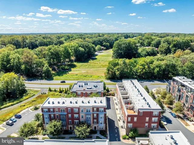 $1,100,000 | 11695 Sunrise Square Place, Reston, VA 20191