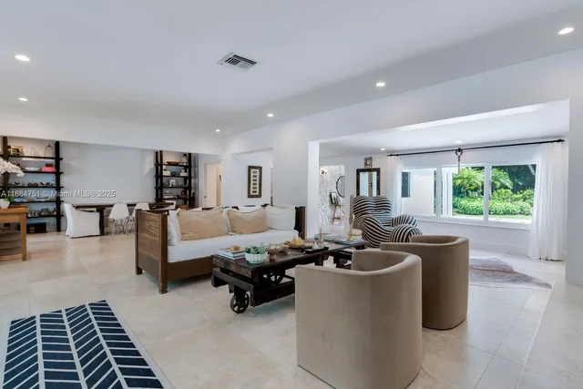 $3,890,000 | 6140 Southwest 121st Street, Pinecrest, FL 33156