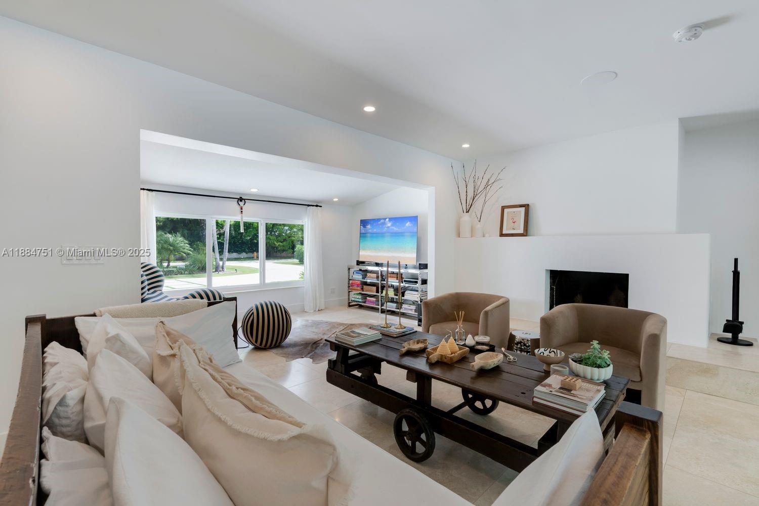 6140 Southwest 121st Street Pinecrest, FL 33156 - Photo 3 of 65