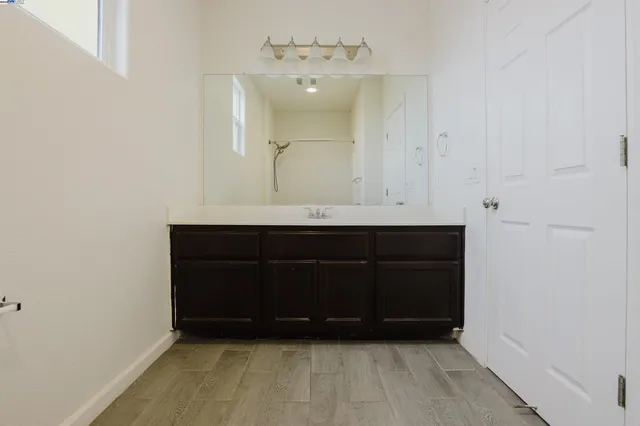 $549,000 | 941 Haycastle Court, Newman, CA 95360