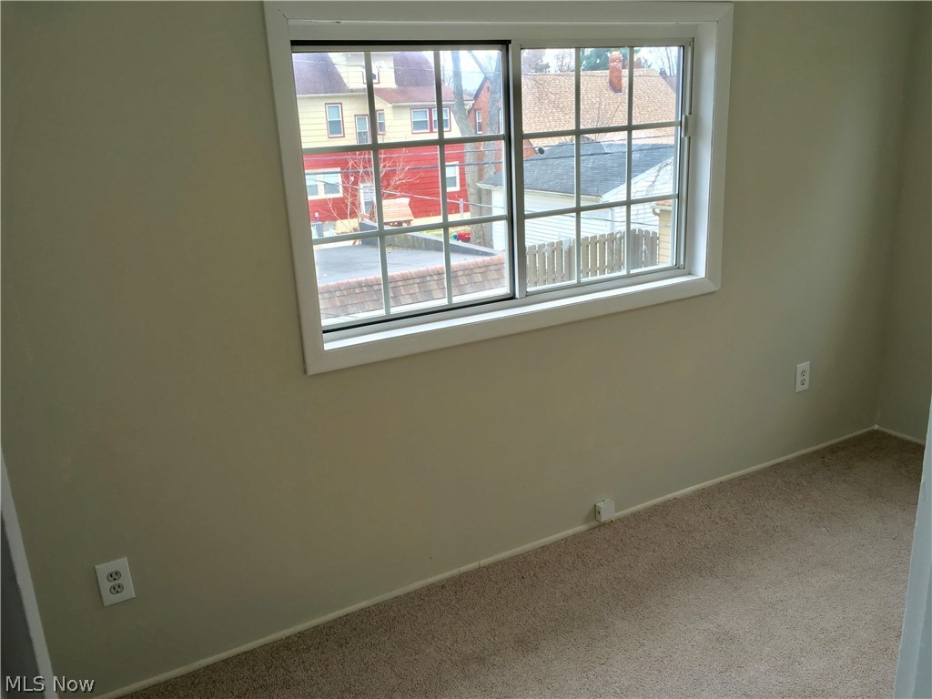 3558 Bainbridge Road Cleveland Heights, OH 44118 - Photo 17 of 24 Extra bonus room on the second floor