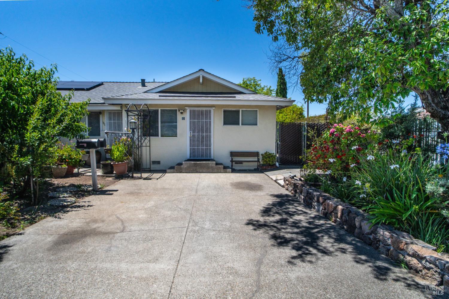 1801 Corby Avenue Santa Rosa, CA 95407 - Photo 2 of 35