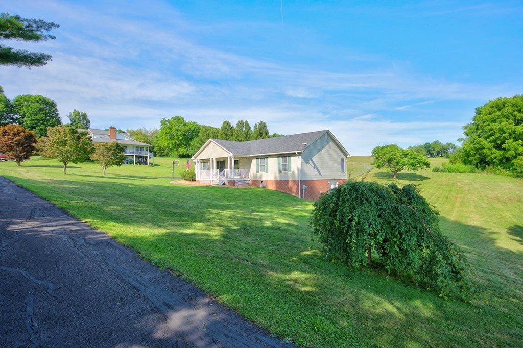 117 Pine Avenue Rural Retreat, VA 24368 - Photo 68 of 81 Gallery Image 68